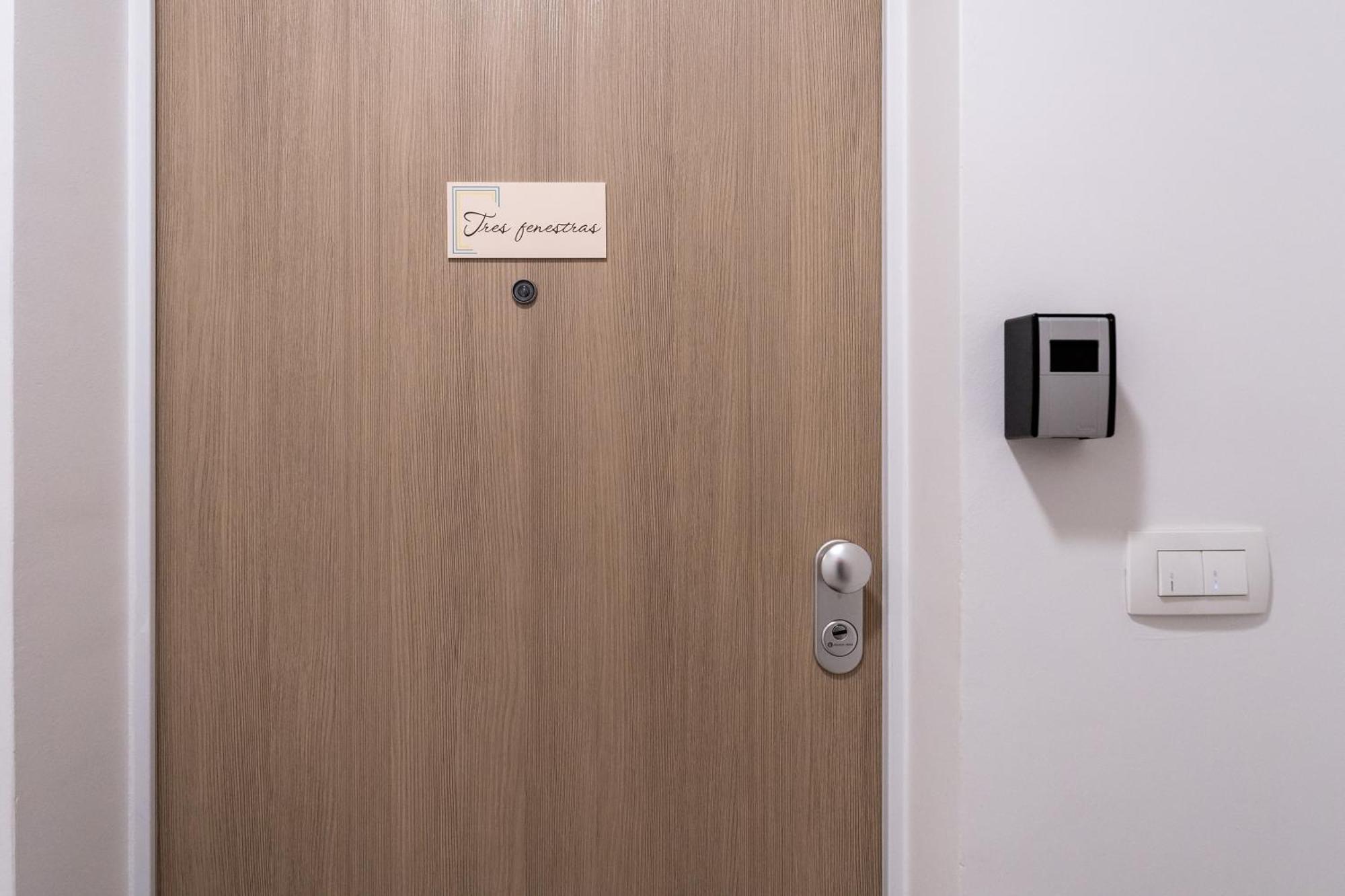 Tres Fenestras Zadar - Private Parking Apartment Exterior photo